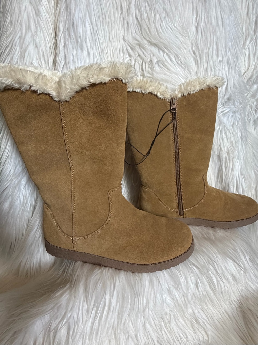 NWT Universal Thread Charleigh Boot Tan Suede Faux Fur Lined Side Zip Size 10